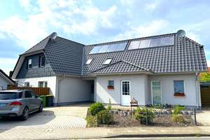 Kapitalanlage: vermietetes Doppelhaus in zentraler Lage von Wildeshausen – Die vollständige Adresse der Immobilie erhältst du vom Anbieter., 27793 Wildeshausen – Vorschaubild 1