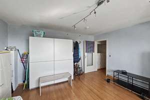 Provisionsfrei für den Käufer: 1-Zimmer-Apartment sucht neuen Eigentümer in Krefeld-Inrath – Die vollständige Adresse der Immobilie erhältst du vom Anbieter., 47803 Inrath/Kliedbruch, Krefeld – Vorschaubild 3
