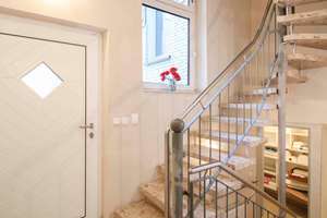 Vielseitiges Anlageobjekt in Recklinghausen – Wohnung, Ladenlokal & Werkstatt mit Potenzial – Die vollständige Adresse der Immobilie erhältst du vom Anbieter., 45665 Hillen, Recklinghausen – Vorschaubild 2