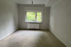 Renovierte-2- Zimmer Wohnung in ruhiger und grüner Lage