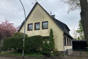 Großzügiges Einfamilienhaus mit Garten-Grundstück in Schneverdingen – Die vollständige Adresse der Immobilie erhältst du vom Anbieter., 29640 Schneverdingen – Vorschaubild 3