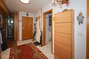 Drei-Zimmer Gartenwohnung – Die vollständige Adresse der Immobilie erhältst du vom Anbieter., 42651 Solingen-Mitte, Solingen – Vorschaubild 2