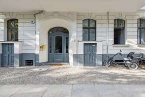 Altbautraum mit 50 m² Garten – stilvolle 3-Zimmer-Wohnung im sanierten Gründerzeithau – Die vollständige Adresse der Immobilie erhältst du vom Anbieter., 14057 Charlottenburg, Berlin – Vorschaubild 9