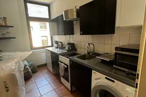 Ruhige 2 Zimmer Wohnung im Hinterhaus zu vermieten – Schiersteiner Straße 20, 65187 Wiesbaden – Vorschaubild 2