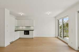 Luxuriöse 2-Zimmer-Gartenwohnung im begehrten Daglfing – Die vollständige Adresse der Immobilie erhältst du vom Anbieter., 81927 Englschalking, München – Vorschaubild 2
