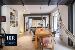 Einzigartige Altbau-Loftwohnung mit privatem Garten