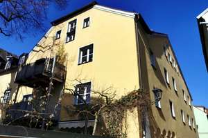 2-Zimmer-Eigentumswohnung in Regensburg-Altstadt – Dachterrasse, Wellnessbad & Donaunähe – Die vollständige Adresse der Immobilie erhältst du vom Anbieter., 93047 Innenstadt, Regensburg – Vorschaubild 1