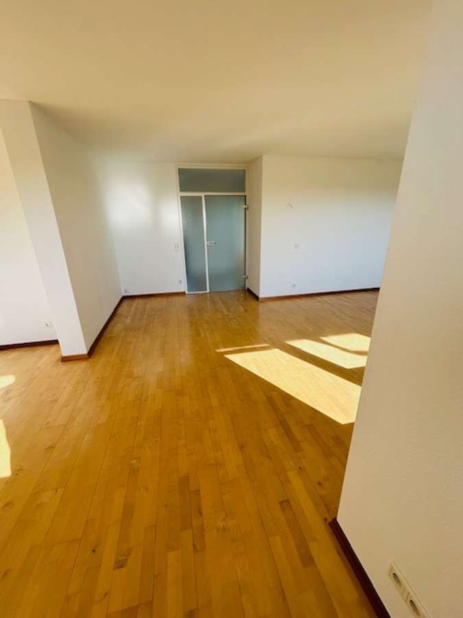 Immobilie in Leichlingen - Provisionsfrei! Traumhafte 120 m²  Wohnung mit großem Balkon in Witzhelden – Ihr Neues Zuhause! - Bild 2