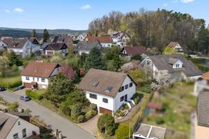 Sofort Bezugsfertig! Modernisiertes EFH in familiärer Lage mit traumhaftem Grundstück – Die vollständige Adresse der Immobilie erhältst du vom Anbieter., 95500 Heinersreuth – Vorschaubild 20