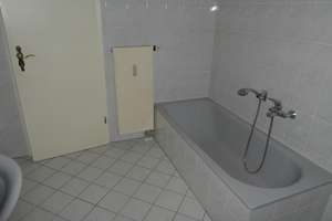 Schöne Wohnung mit Weitblick schöner Lage von Trier-Ruwer
mit viel Grün – Die vollständige Adresse der Immobilie erhältst du vom Anbieter., 54292 Ruwer/Eitelsbach, Trier – Vorschaubild 16