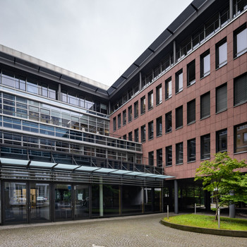 Privater Büroraum für 2 Person in Regus Laim