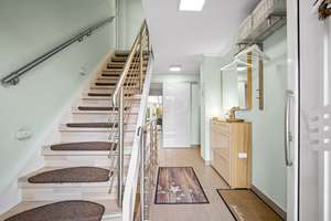 Modernisiertes Einfamilienhaus mit beheiztem Wintergarten und großer Terrasse – Die vollständige Adresse der Immobilie erhältst du vom Anbieter., 22119 Billstedt, Hamburg – Vorschaubild 3