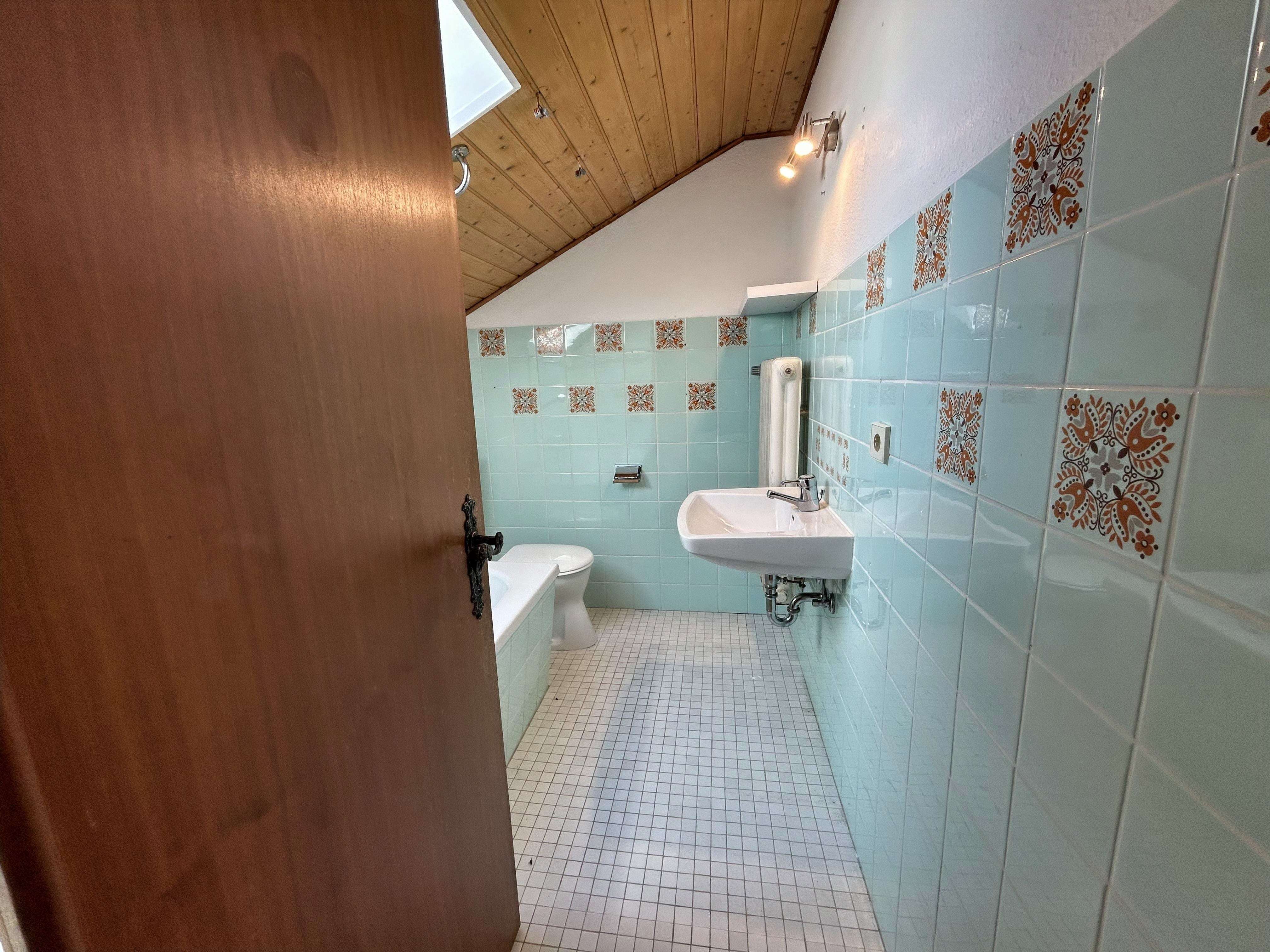 Immobilie in Schönwald im Schwarzwald - Wohlfühlen auf drei Etagen – Ihr neues Zuhause mitten im Schwarzwald! - Bild 2