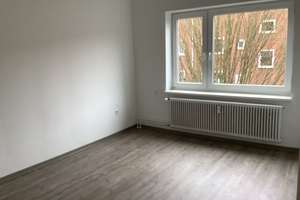Frisch saniertes 1,5-Zimmer-Single-Appartment sofort einzugsbereit! – Tarnowitzer Weg 8, 22049 Dulsberg, Hamburg – Vorschaubild 4