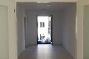 helle 3,5 ZKB Wohnung mit Wintergarten in Königswiesen – Die vollständige Adresse der Immobilie erhältst du vom Anbieter., 93051 Kumpfmühl-Ziegetsdorf-Neuprüll, Regensburg – Vorschaubild 4