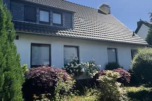 Großzügiges Einfamilienhaus mit Sauna, Weinkeller und idyllischem Garten in Neuss-Gnadental – Die vollständige Adresse der Immobilie erhältst du vom Anbieter., 41468 Gnadental, Neuss – Vorschaubild 2