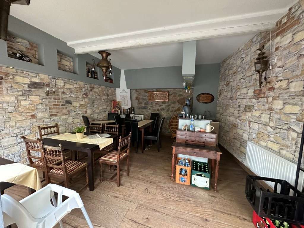 Immobilie in Görlitz - Eine Wohnung wie eine Einfamilienhaus - ETW / Gewerbeeinheit mit Entwicklungspotenzial – im Herzen v - Bild 2