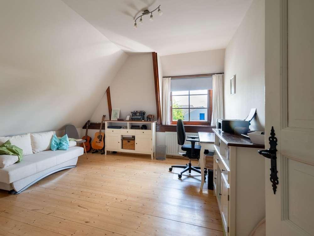 Immobilie in Stapel - Seltene Gelegenheit: Reetdachhaus plus Bungalow inmitten einer beliebten Ferienregion. - Bild 12