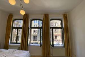 Vollmöblierte denkmalgeschützte 1,5-Zimmer-Wohnung mit Einbauküche im Herzen von Köln – Gereonswall 5, 50668 Altstadt/Nord, Köln – Vorschaubild 2