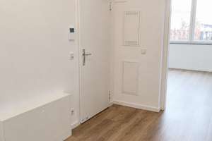 Neuwertig & großzügig – 5 Zimmer mit Terrasse | Ideal für Paare, Homeoffice & Familien – 40599 Reisholz, Düsseldorf – Vorschaubild 4