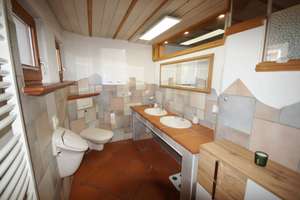 1-2 Familienhaus in ruhiger Lage - Wintergarten / Solarthermie / Garagen – Die vollständige Adresse der Immobilie erhältst du vom Anbieter., 71277 Rutesheim – Vorschaubild 7