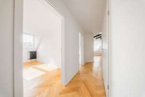Einzigartige Design-Dachgeschosswohnung mit Loft-Charakter in Bestlage von Düsseldorf-Unterbilk – Die vollständige Adresse der Immobilie erhältst du vom Anbieter., 40219 Unterbilk, Düsseldorf – Vorschaubild 25