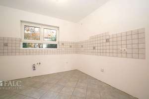 Halbes Haus, volles Glück, sofort einziehen! - FALC Immobilien Heilbronn – Schloßgartenstraße 3/1, 74249 Jagsthausen – Vorschaubild 13