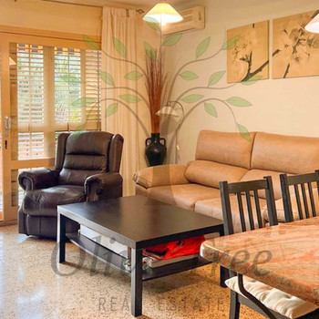 Erdgeschosswohnung mit Terrasse in ruhiger Gegend von Puig den Valls
