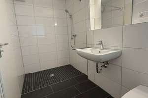 WBS-Wohnung: frisch renovierte 2-Zimmer-Etagenwohnung ab 60 J. für eine Person – 33647 Brackwede, Bielefeld – Vorschaubild 5