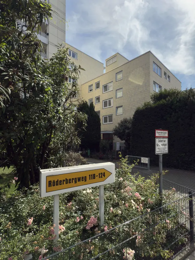 Ostend: Gepflegte helle 2-Zimmerwohnung mit Balkon - photo 2