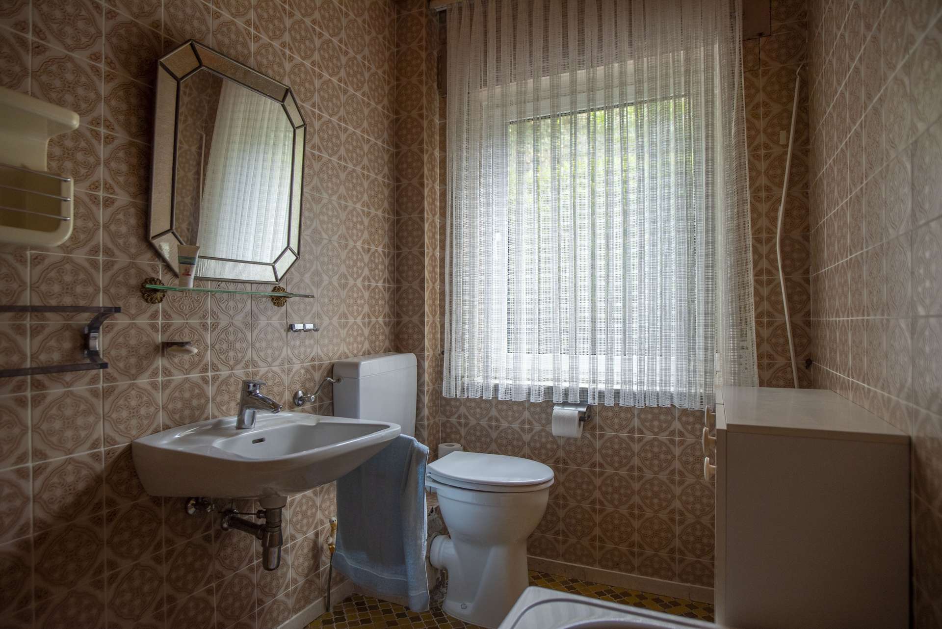 Immobilie in Schmitten - Großes EFH mit vielen Freisitzen und grandioser Aussicht. Käuferprovisionsfrei! - Bild 8