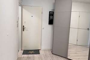 Befristet auf 1 Jahr: möblierte 1-Zimmer-Wohnung  mit Balkon nahe S Halensee – Ringbahnstraße 1, 10711 Halensee, Berlin – Vorschaubild 4