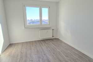 Familien aufgepasst: Praktisch geschnittene 4-Zi.-Wohnung in der Südvorstadt! – Altenzeller Str. 1, 1069 Dresden – Vorschaubild 3
