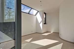 Statt Wohnung lieber ein Stadthaus? Stylish-luxuriös, in ruhiger Lage, Nähe BMW. – Keferloherstraße 150a, 80807 Milbertshofen, München – Vorschaubild 18