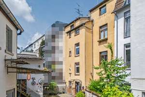 Leverkusen-Opladen: Gepflegtes 4-Familienhaus mit stabilen Erträgen und großem Entwicklungspotenzial