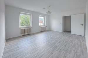 3 ZIMMER – RENOVIERT – JOBCENTER MÖGLICH! – opt. GARAGE – Luisenstraße 4, 58091 Eilpe, Hagen – Vorschaubild 1