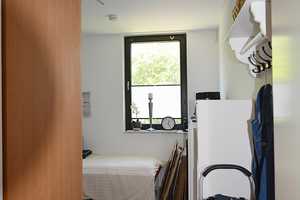 Helle 3 Zimmer-Wohnung im 1. OG mit Balkon in äußerst gepflegtem Mehrfamilien-haus * Nähe Arena * – Westparkstr. 89, 47803 Krefeld – Vorschaubild 24