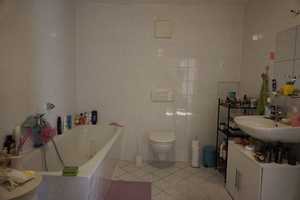 ALTBAU-WOHNUNG (DG) FÜR NEUE MIETER MIT JUNGEN IDEEN! – Magdeburger Allee 108, 99086 Erfurt – Vorschaubild 10