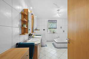 Einzigartig & Energieeffizient!
Einfamilienhaus mit Praxis und idyllischem Garten in ruhiger Lage! – Straubing-Bogen (Kreis) – Vorschaubild 37