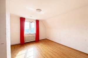 Repräsentatives Familiendomizil in bevorzugter Lage – Die vollständige Adresse der Immobilie erhältst du vom Anbieter., 70191 Weißenhof, Stuttgart – Vorschaubild 9
