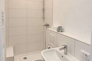 Modernisiertes Appartement im schicken Altbau! – Die vollständige Adresse der Immobilie erhältst du vom Anbieter., 51063 Mülheim (Ortsteil), Köln – Vorschaubild 2