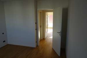 Schöne, geräumige drei Zimmer Dachterrassen-Wohnung in München, Altperlach – Margarethe-Selenka-Str. 18, 81737 Altperlach, München – Vorschaubild 17
