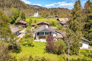 Charmante Landhausvilla vor Naturkulisse – Die vollständige Adresse der Immobilie erhältst du vom Anbieter., 83708 Kreuth – Vorschaubild 5