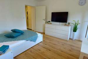 Modern möbliertes Apartment / befristet / Ingolstadt Unterhaunstadt / ab 01.12. frei – Deschinger Straße -, 85055 Oberhaunstadt, Ingolstadt – Vorschaubild 2