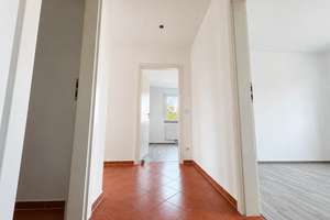 3 Zimmer zum Wohlfühlen in Allach-Untermenzing: Südbalkon, viel Licht, Küche und Garagenstellplatz – Die vollständige Adresse der Immobilie erhältst du vom Anbieter., 80997 Allach, München – Vorschaubild 5