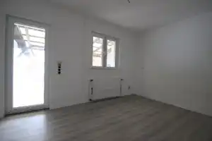 Komplett saniertes Einfamilienhaus in ruhiger Wohnlage 300 m zum Stadtzentrum in Bad Hönningen – Neuwied (Kreis) – Vorschaubild 4