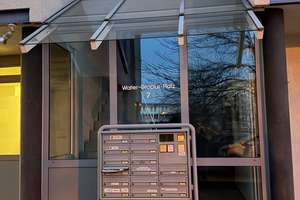 Attraktives 2-Zi-Penthouse mit Balkon in Reutlingen (4. OG) – Walter-Gropius-Platz 7, 72762 Reutlingen-Mitte, Reutlingen – Vorschaubild 2