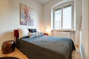MÖBLIERT - URBAN LIVING - Tolle Altbauwohnung nahe Marienplatz – Die vollständige Adresse der Immobilie erhältst du vom Anbieter., 70180 Lehen, Stuttgart – Vorschaubild 13