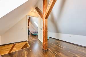Modern sanierte Dachgeschoss-Maisonette mit besonderem Wohnflair – Die vollständige Adresse der Immobilie erhältst du vom Anbieter., 80689 Sankt Ulrich, München – Vorschaubild 14