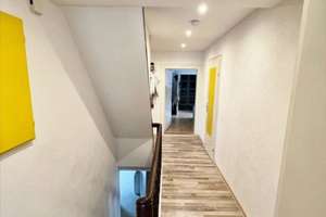 Großzügiges Wohnhaus mit vielseitigen Nutzungsmöglichkeiten und großem Grundstück – Die vollständige Adresse der Immobilie erhältst du vom Anbieter., 91207 Lauf an der Pegnitz – Vorschaubild 30